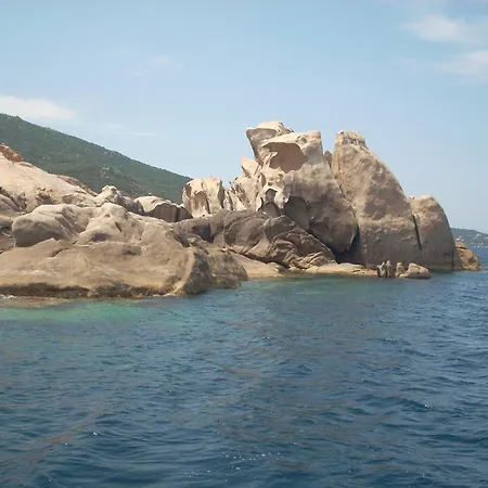 Ubytování v soukromí Independante Climatisee, Cuisine D'ete, Piscine Sartène